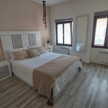 El Rincon De Valeria By Unique Rooms Burgo Zewnętrze zdjęcie